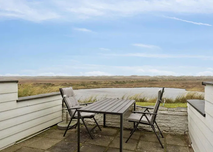 With Views And Peace By The Fjord Casa vacanze *